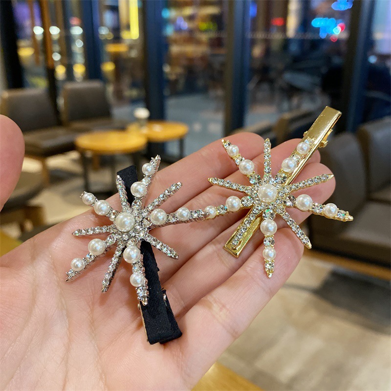 Wholesale Jewelry Imitation Pearl Snowflake Korea Style Hairpin Nihaojewelry display picture 5