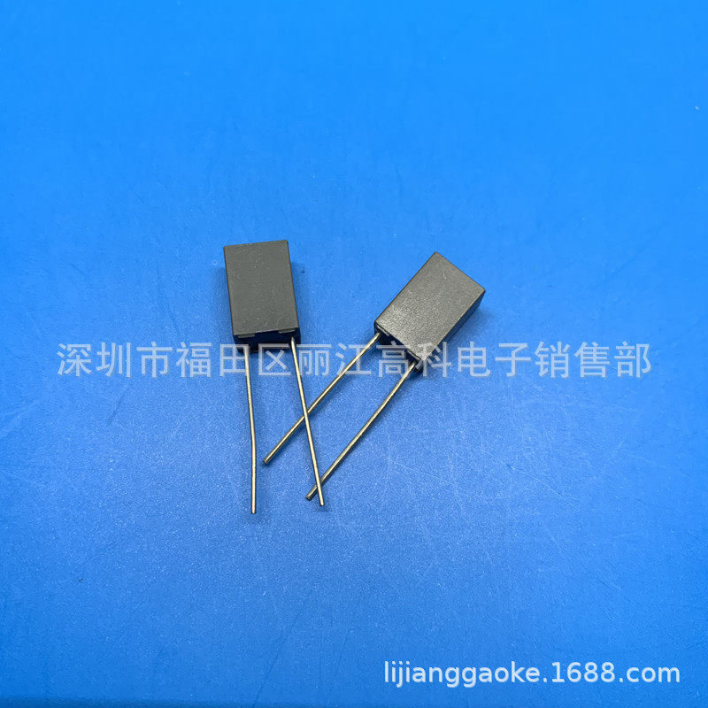 校正电容105/100V法拉校正电容 100V105  量大优惠 105J100V