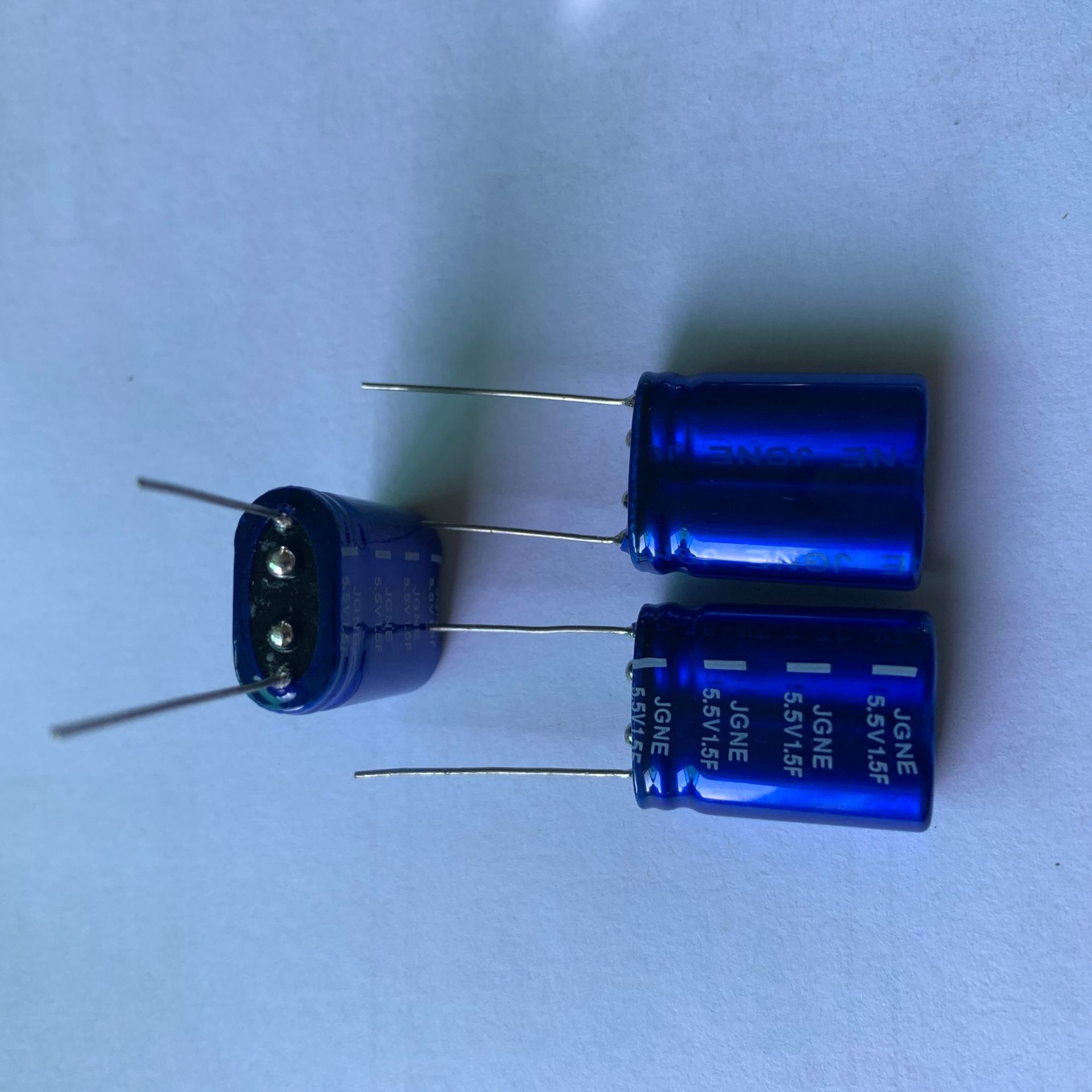 供应法拉电容 超级电容 电化学电容器5.5V 0.22F