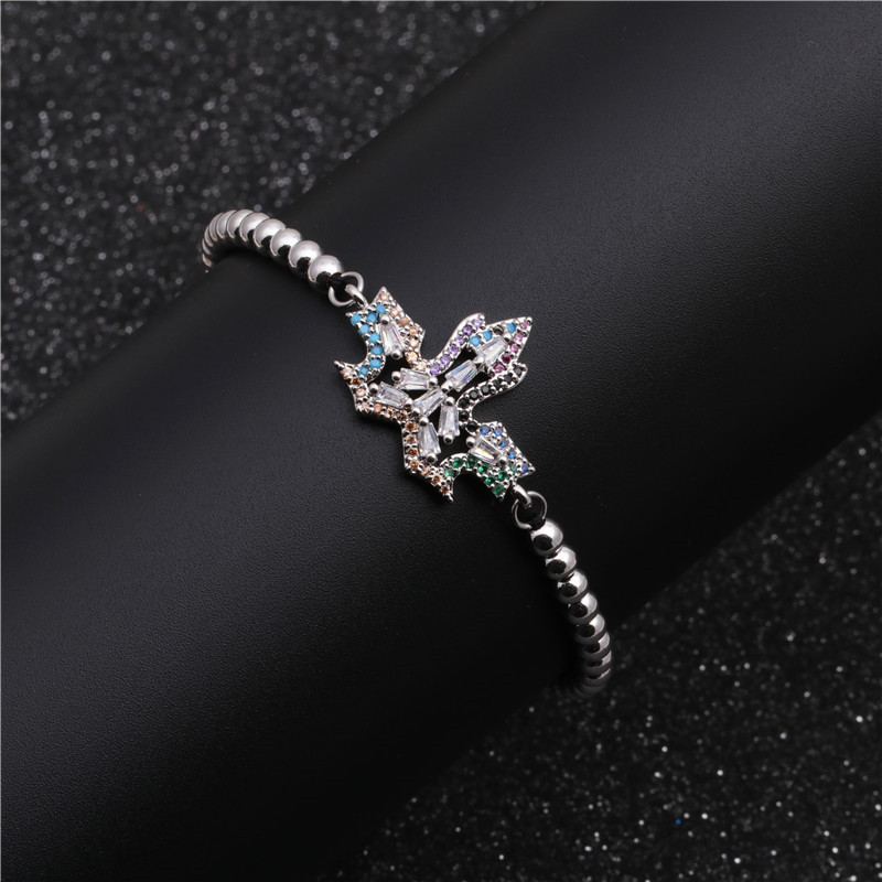 Fashion Micro Set Zircon Maple Leaf Bracelet Copper Beaded Bracelet display picture 6