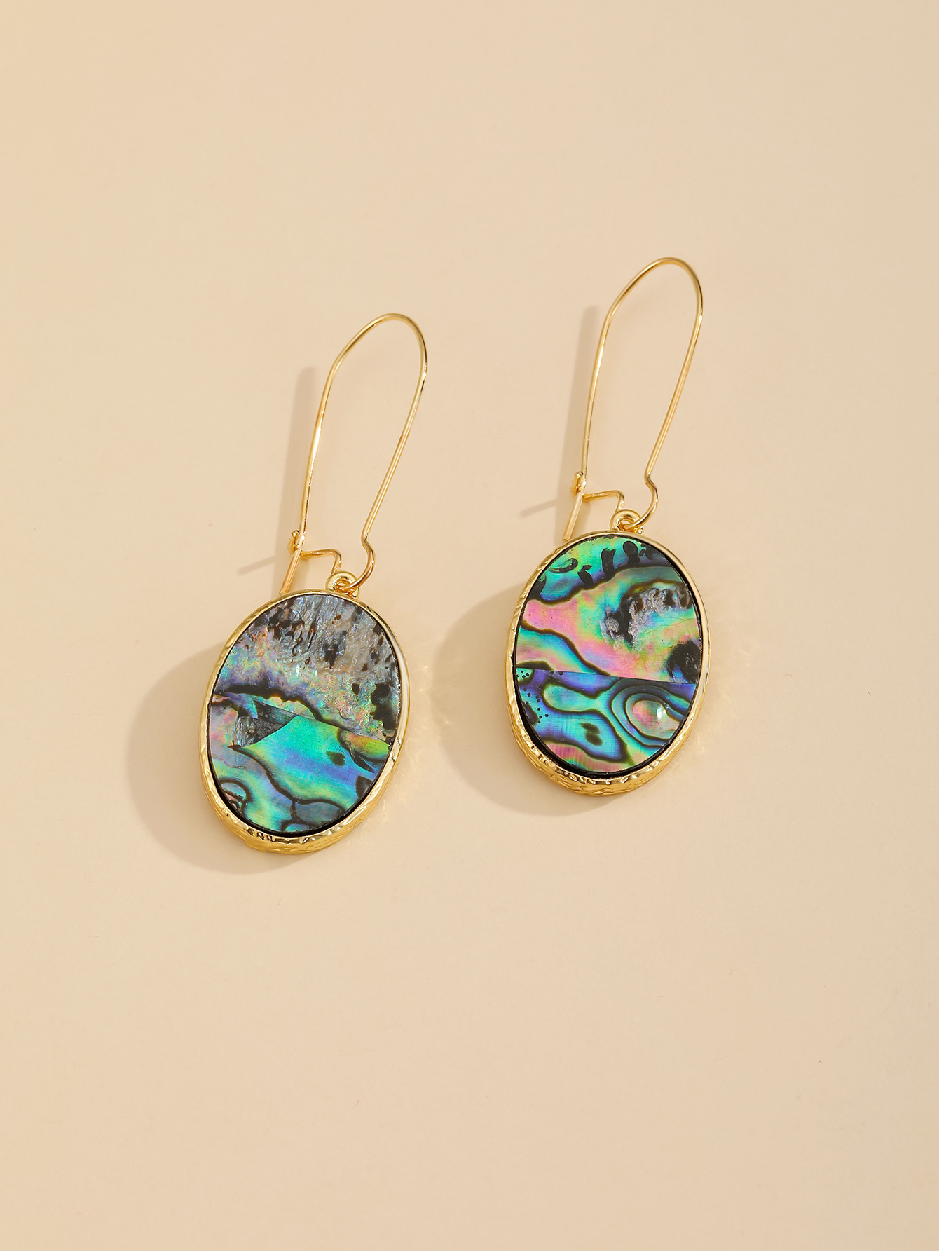 Hot Selling Fashion Imitation Abalone Shell Earrings Wholesale display picture 5