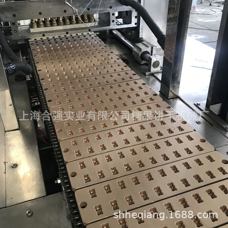 供应GD150型真空薄膜熬糖机 上海硬糖浇注生产线 糖果机械厂家