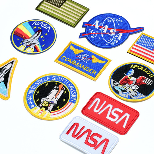Embroidered cloth stickers computer embroidered stamps trendy brand spaceship planet rocket astronaut clothes decoration patch stickers