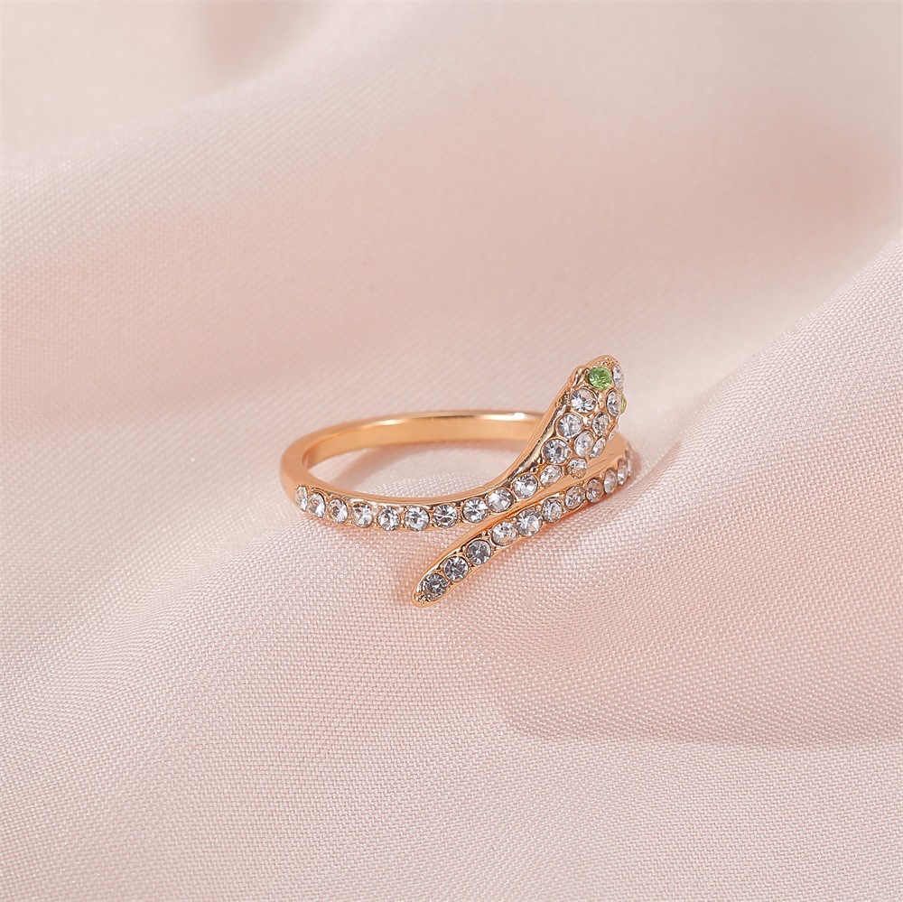 Best-selling Hand Jewelry Temperament Flash Diamond Full Diamond Snake Ring Delicate Zircon Open Ring Explosion Accessories Wholesale Nihaojewelry display picture 4