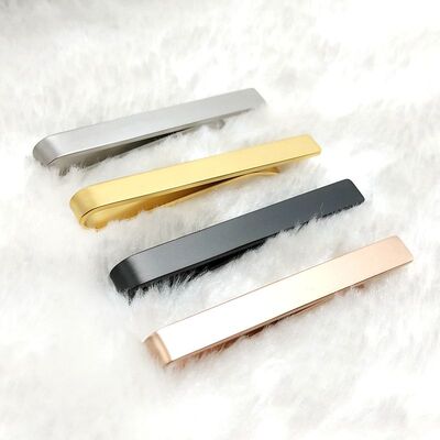 Electricity supplier Source of goods Stainless steel Europe and America Tie clips Simplicity Titanium necktie Pin man golden Tie clips customized