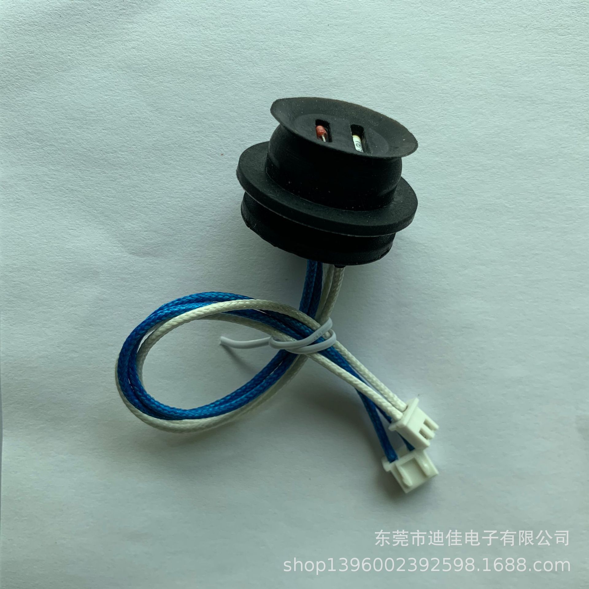 NTC温度传感器用于电磁炉咖啡机豆浆机面包机制冰机硅胶头耐高温