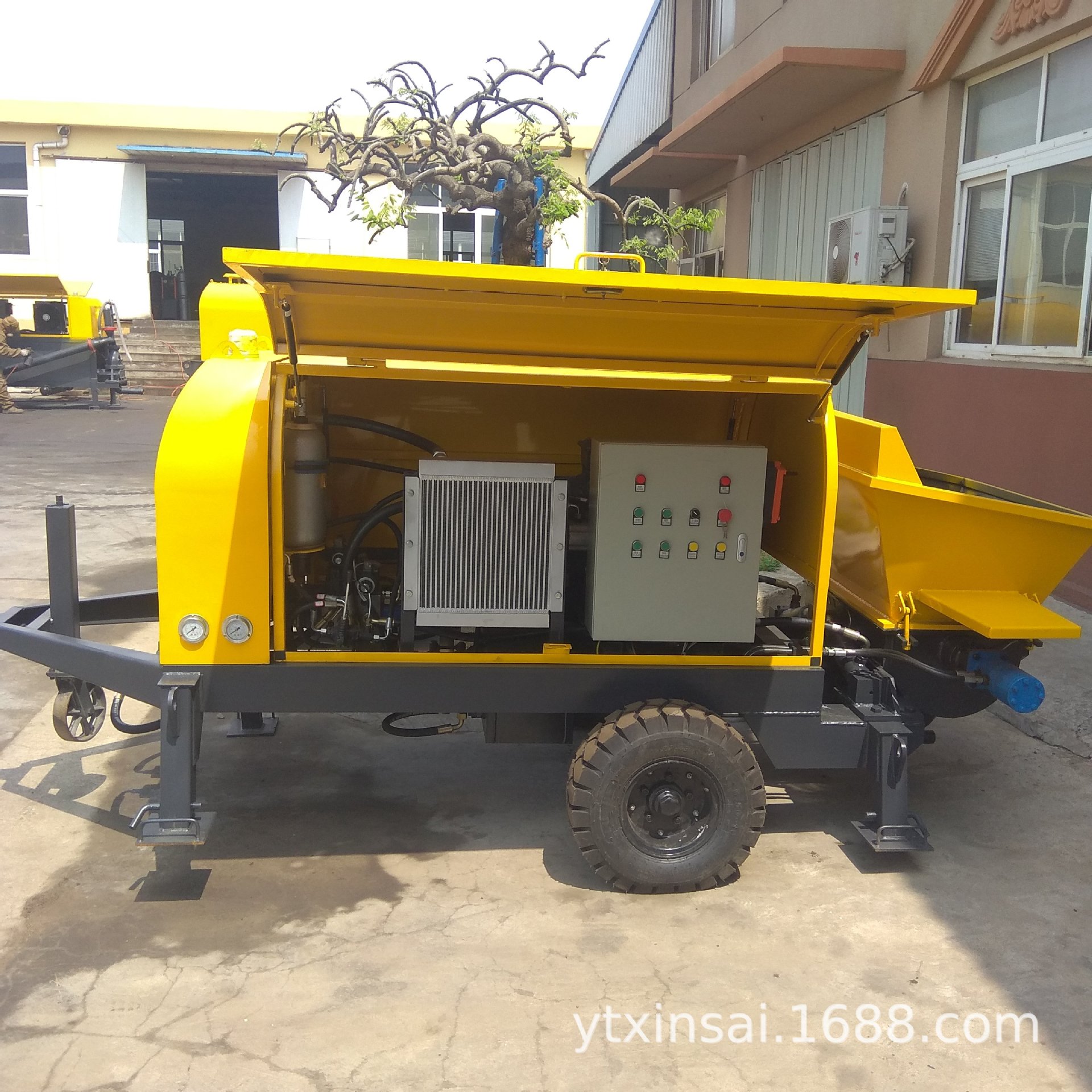 砂浆喷涂泵 抹灰抹墙喷浆机 打地暖的泵机 泥浆喷涂泵 湿喷机