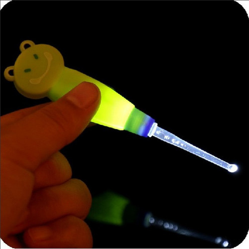 Cartoon ear scoop luminous ear picker tool children's cartoon cute animal cleaner luminous transparent ear scoop