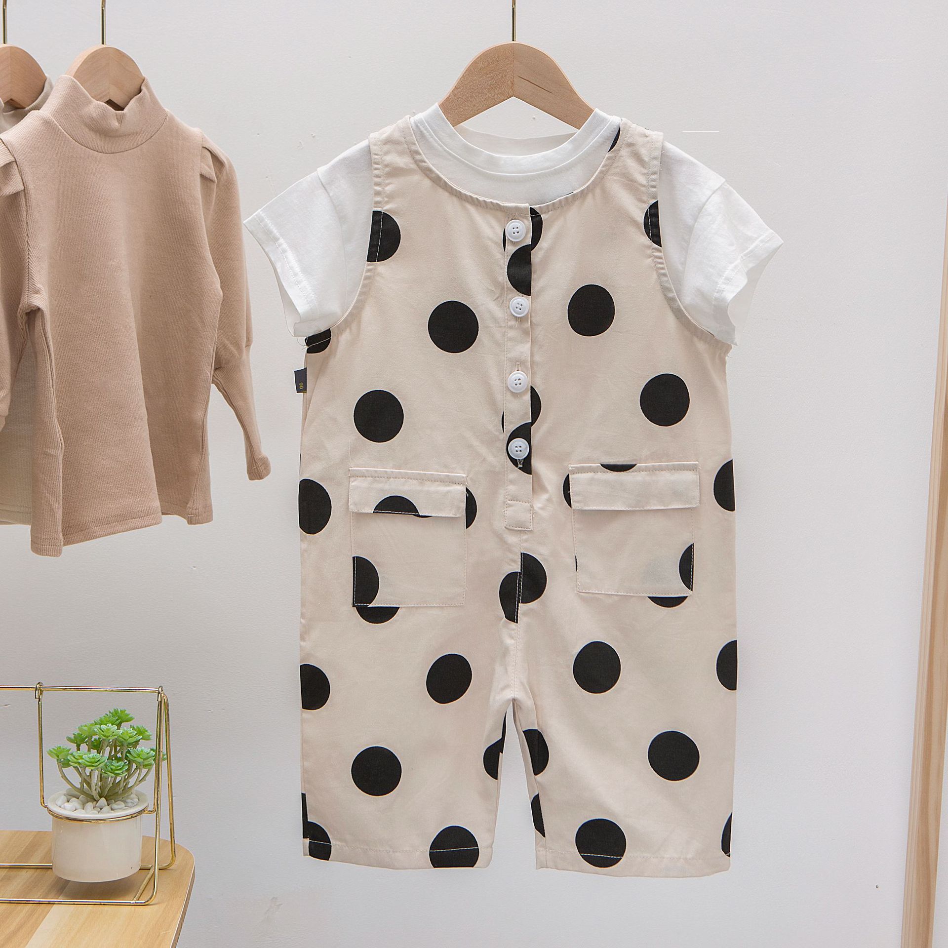 2020秋款童装儿童韩版春秋背带裤9分裤波点可爱男女童裤一件代发