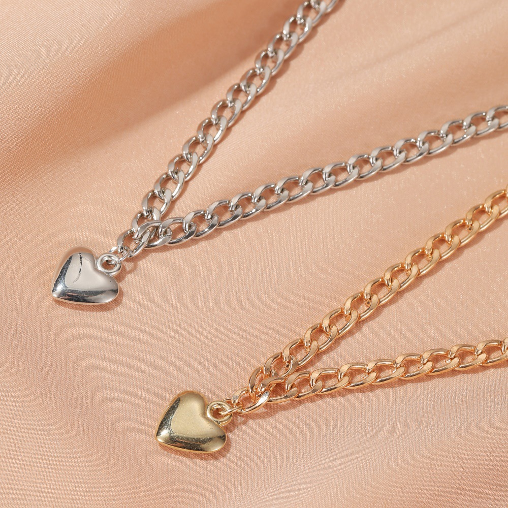Silvery Heart Link Chain Necklace