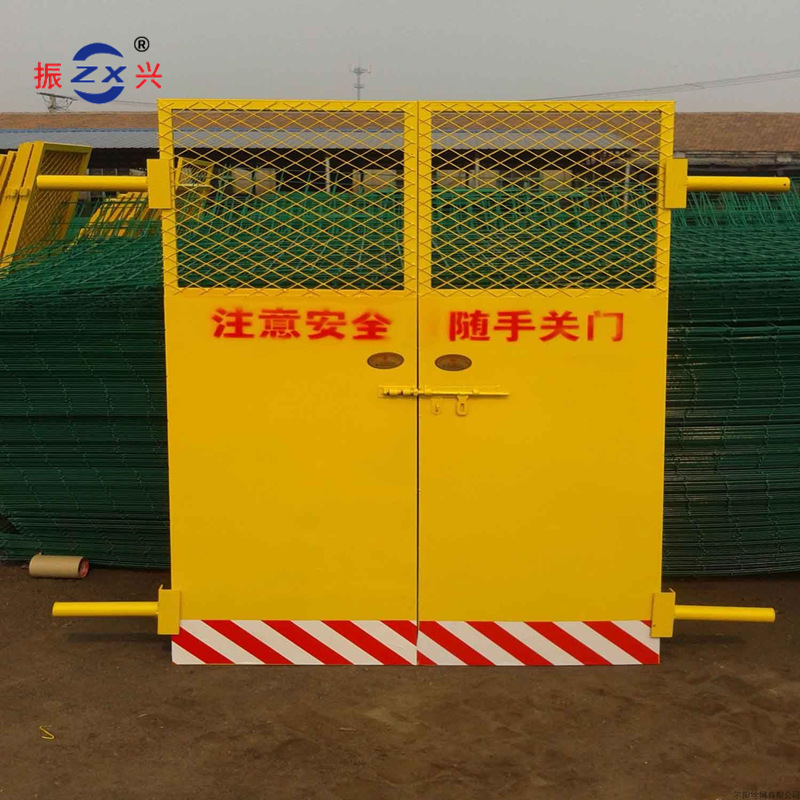 厂家直销人货电梯门 1.3x1.8m楼层井口防护门 施工安全电梯门