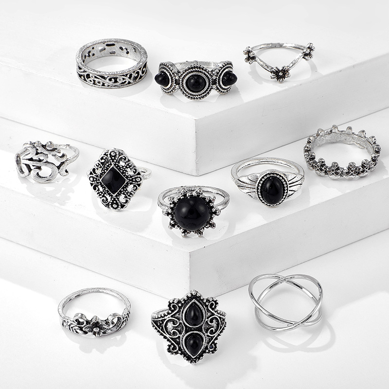 Bohemian Retro Flower Ring 11 Piece Set Hollow Carved Black Gem Joint Ring New Wholesale Nihaojewelry display picture 5