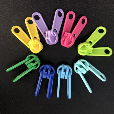 厂家供应5#塑料双面拉头 箱包尼龙拉链头 过检塑料拉头|ru