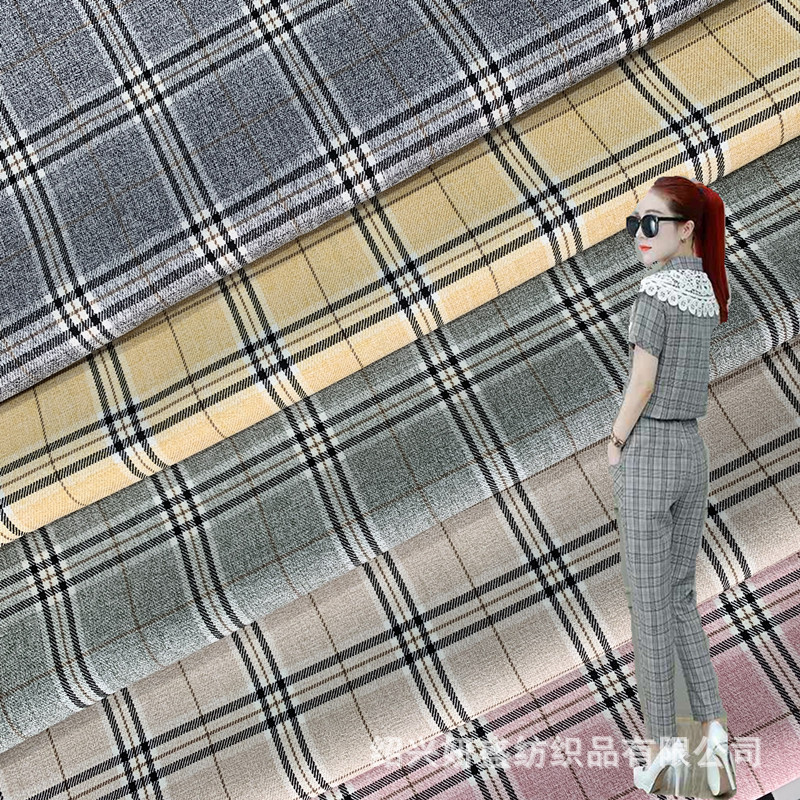 现货供应 涤纶格子布 春夏款时尚男女服装面料 休闲 连衣裙等