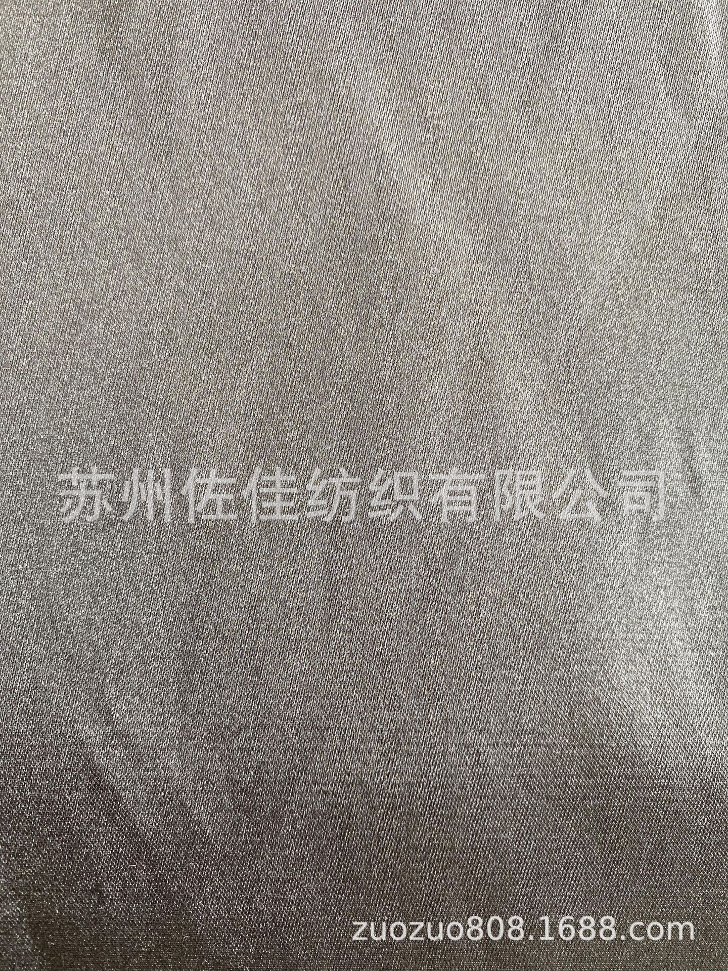 长期大量供应风衣 外套 女装面料成品 缎纹涤棉金属丝面料