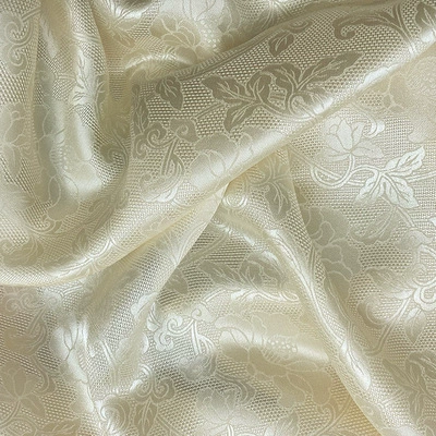 Шелковая ткань