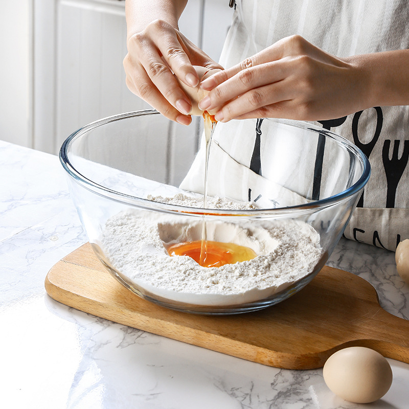 Japanese-style transparent glass salad b...