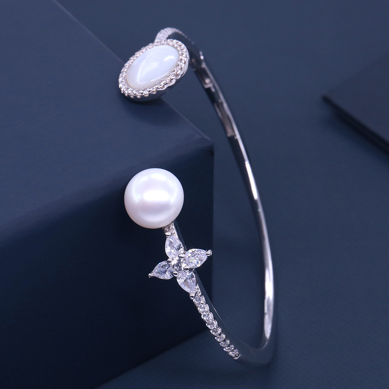 歐美風A家母貝淡水珍珠開口手镯女925銀微鑲貝殼手環銀情人節禮物