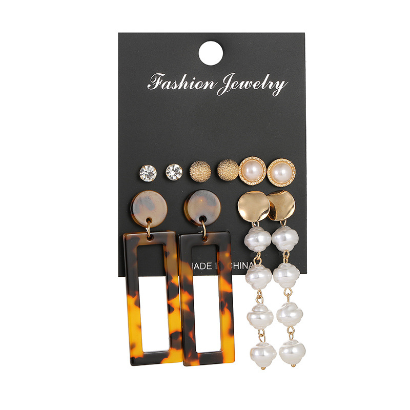 Neue Europäische Und Amerikanische Beliebte Geometrische Acryl Platte Quaste Ohrring Kombination Frauen Grenz Überschreitende Perlen Ohrring Set display picture 6