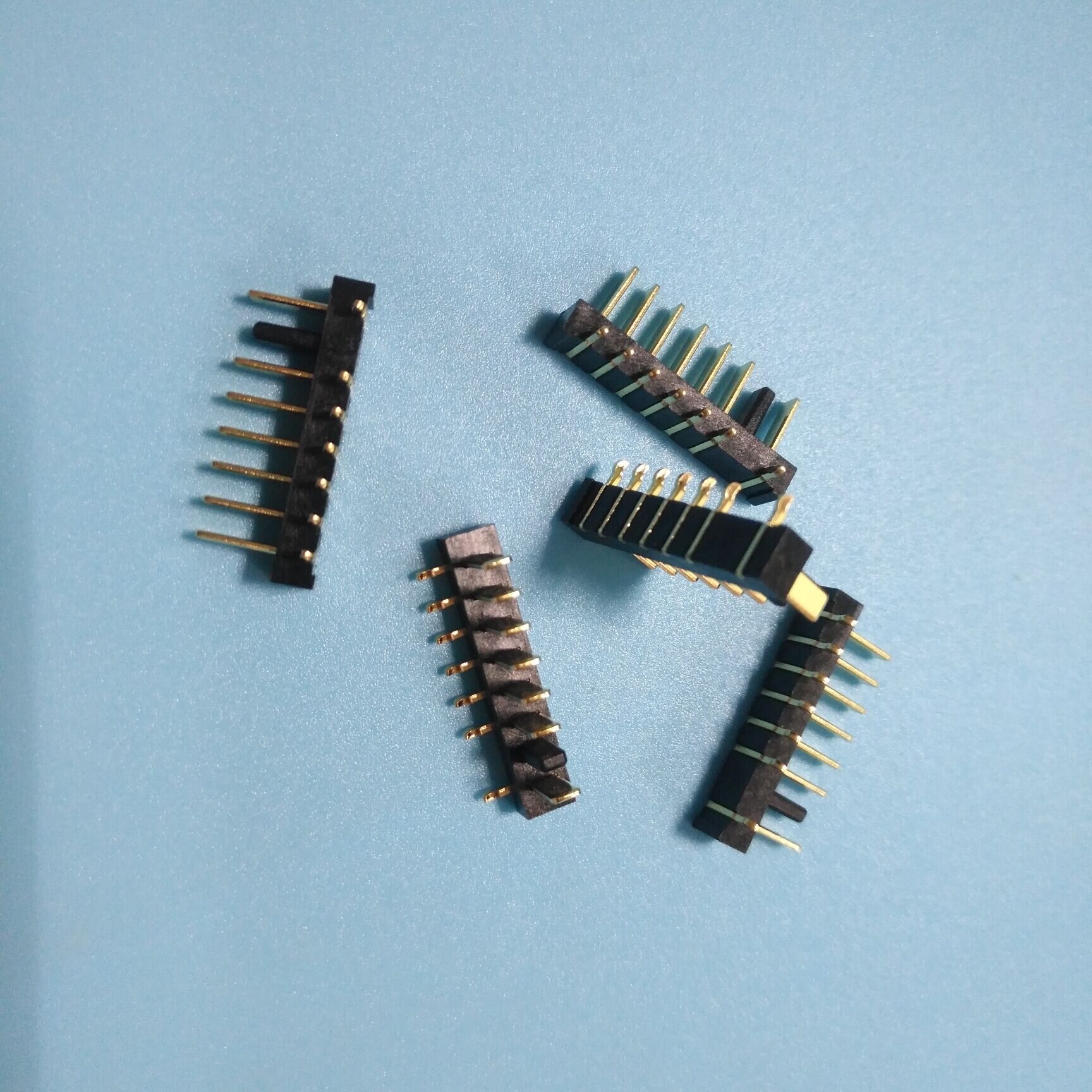 销售2.54-7P 防呆7+1公插90度 电池盒电源插座 连接器吸尘器端子