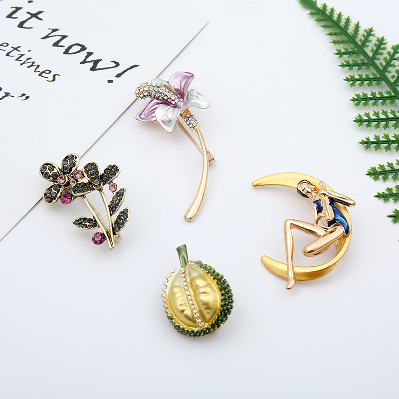 12g Weight Brooches Classification Casual, Date, Shopping Occasion Alloy Material Animal Pattern All Seasons Season Unisex Gender Enamel Design Elegant, Retro, Lady Style Elegant Retro Lady Pin Animal Alloy Enamel Unisex Brooches 2