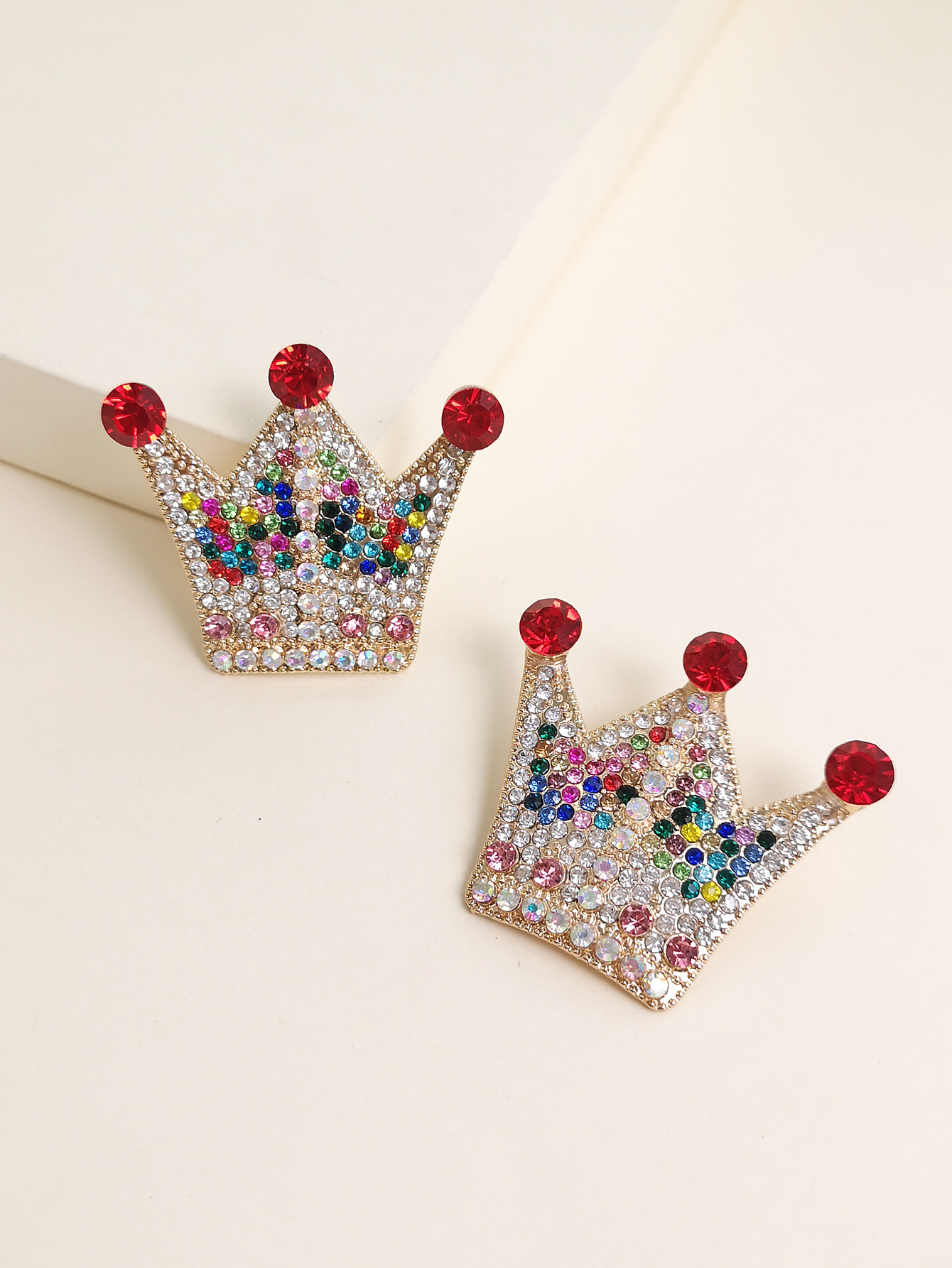Fashion New  Crown  For Women Full Of  Diamond Cute Simple  Earrings  Nihaojewelry Wholesale display picture 8