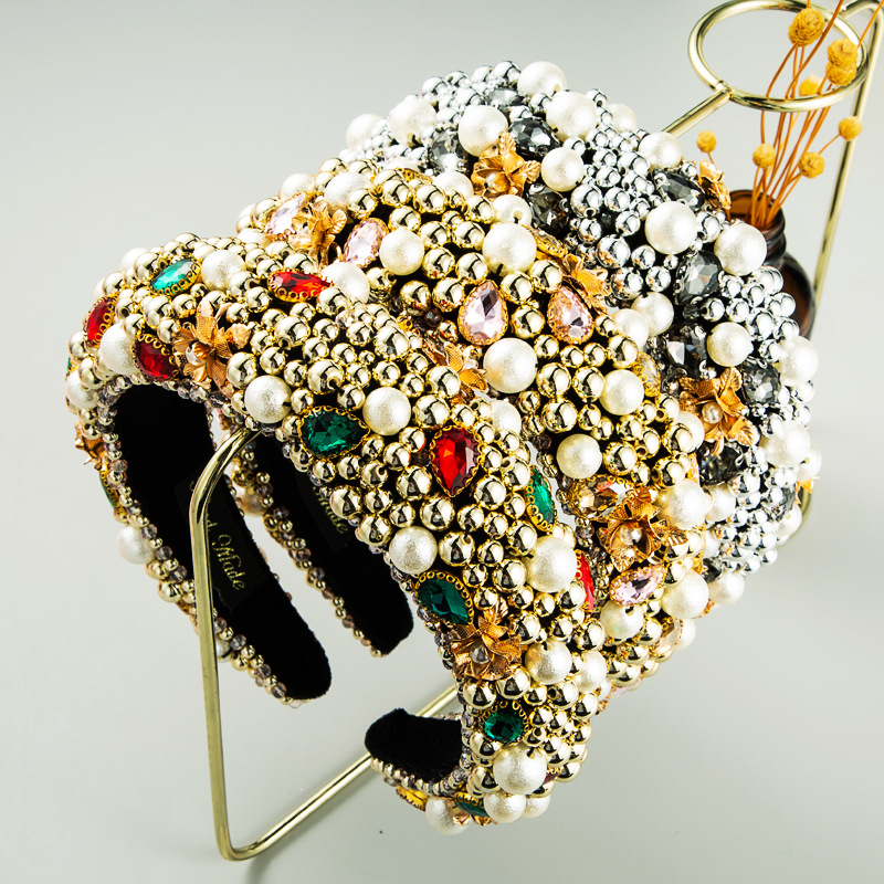 New Retro Dinner Fashion Baroque Gemstone Beaded Boutique Women's Flowers Wild Headband display picture 15