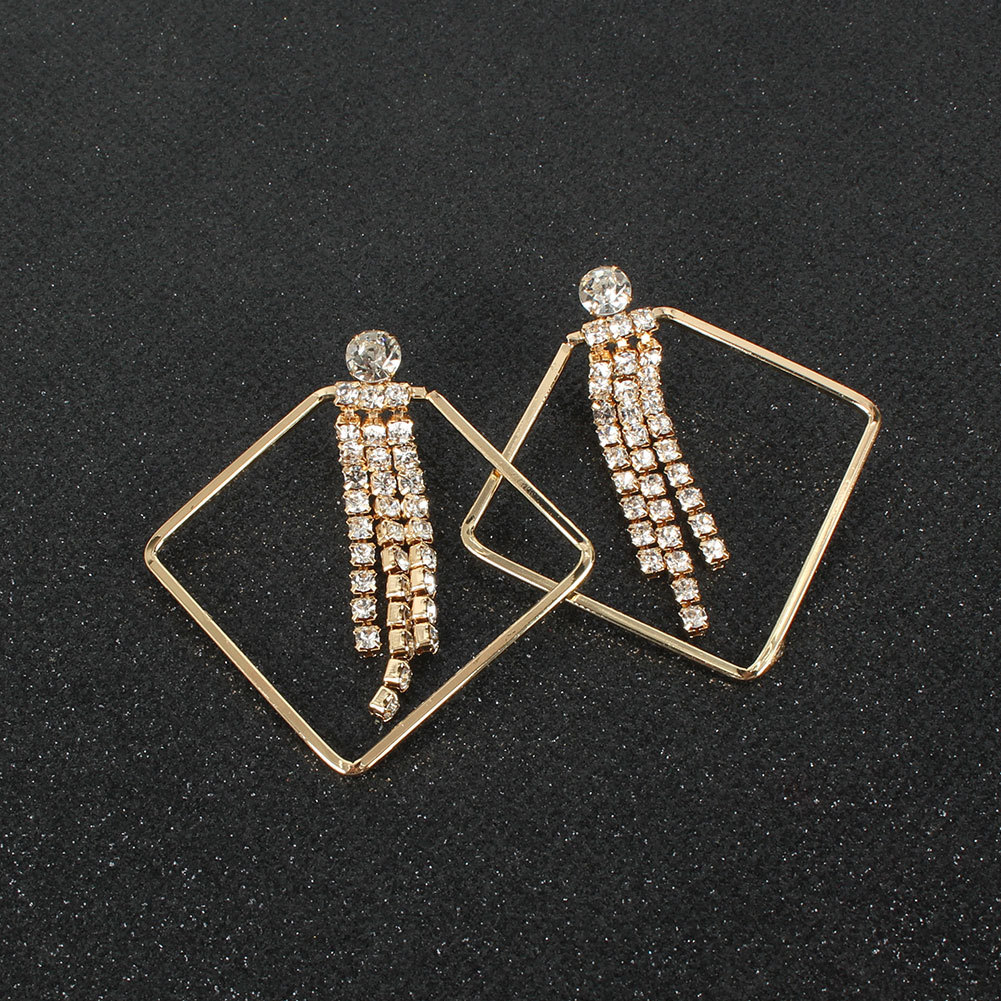 Creative Bohemian Alloy Geometric Diamond Retro Earrings Wholesale Nihaojewerly display picture 3