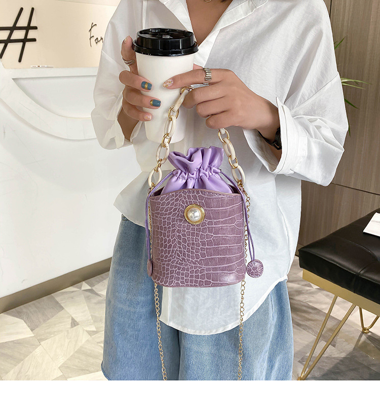 New Trendy Fashion All-match Portable Bucket Bag display picture 44