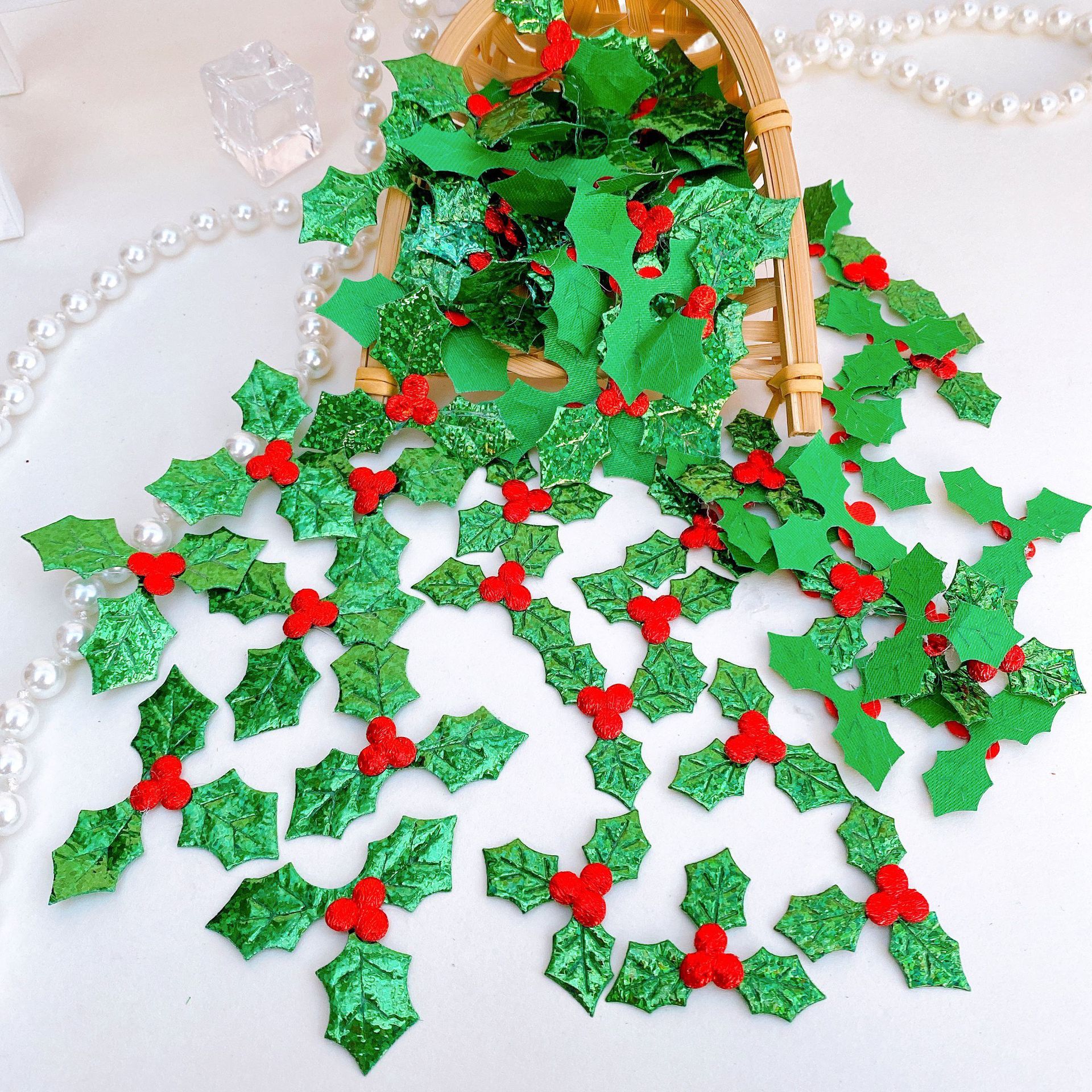新款圣诞绿叶子三叶圣诞工艺品礼品装饰 diy配件材料贴片布料叶子