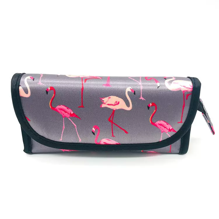 2021款批发印logo手拿便携防水化妆包多功能色丁布数码印花收纳包