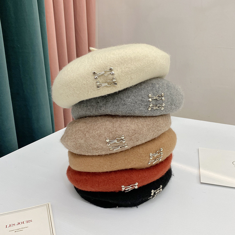 Women's Simple Style Solid Color Patchwork Eaveless Beret Hat display picture 1