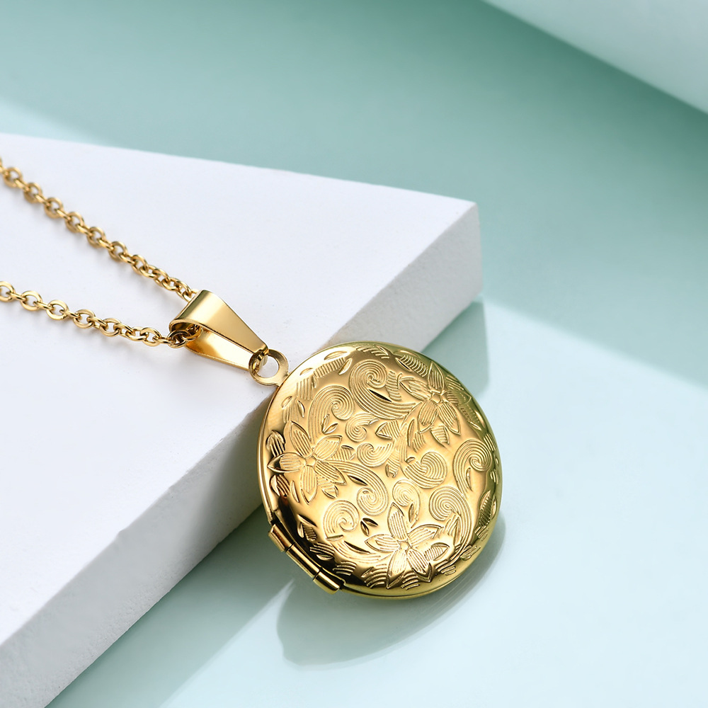Pendant Necklace Classification Zinc Alloy Chain Material 1 Piece Quantity Wholesale Classic Style Round Titanium Steel Plating Gold Plated Pendant Necklace
