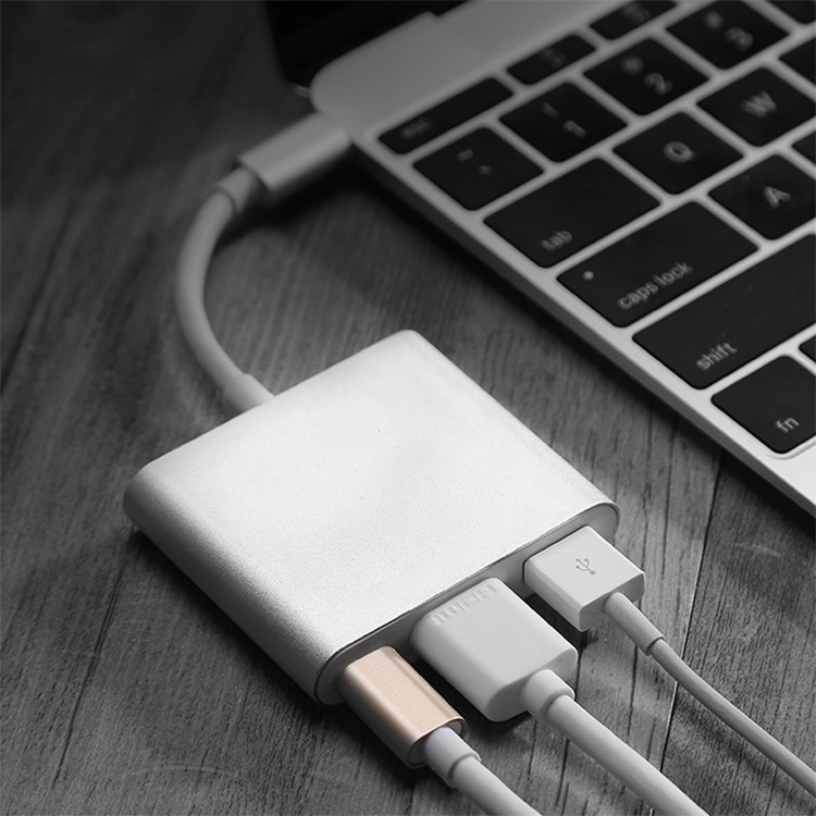 type c TO HDMI 三合一 (6).jpg