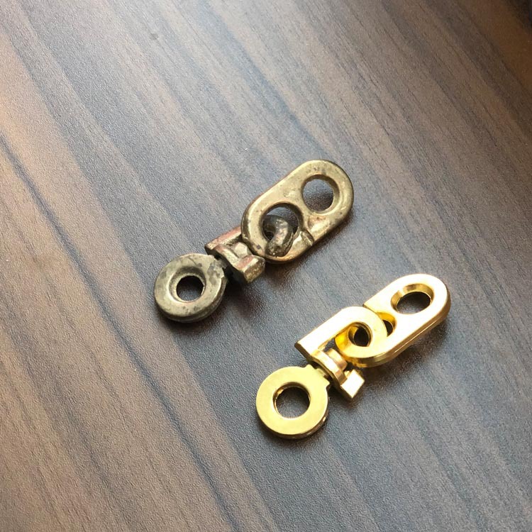 批发塑料国旗钩铜勾升旗用铜勾 船用国旗旗扣 船用铜质信号旗旗勾