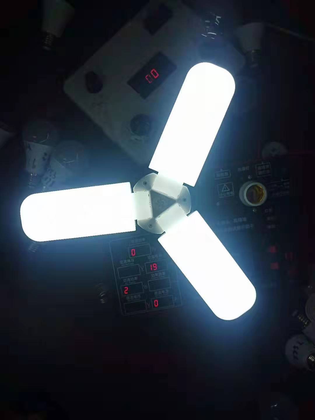 出口中东LED五叶折叠灯 三叶四叶折叠飞碟灯二叶风扇灯 扇叶灯60W-阿里巴巴