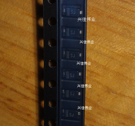 肖特基二极管 1N5817W 丝印SJ B5817W SOD123 1206 3K=50元