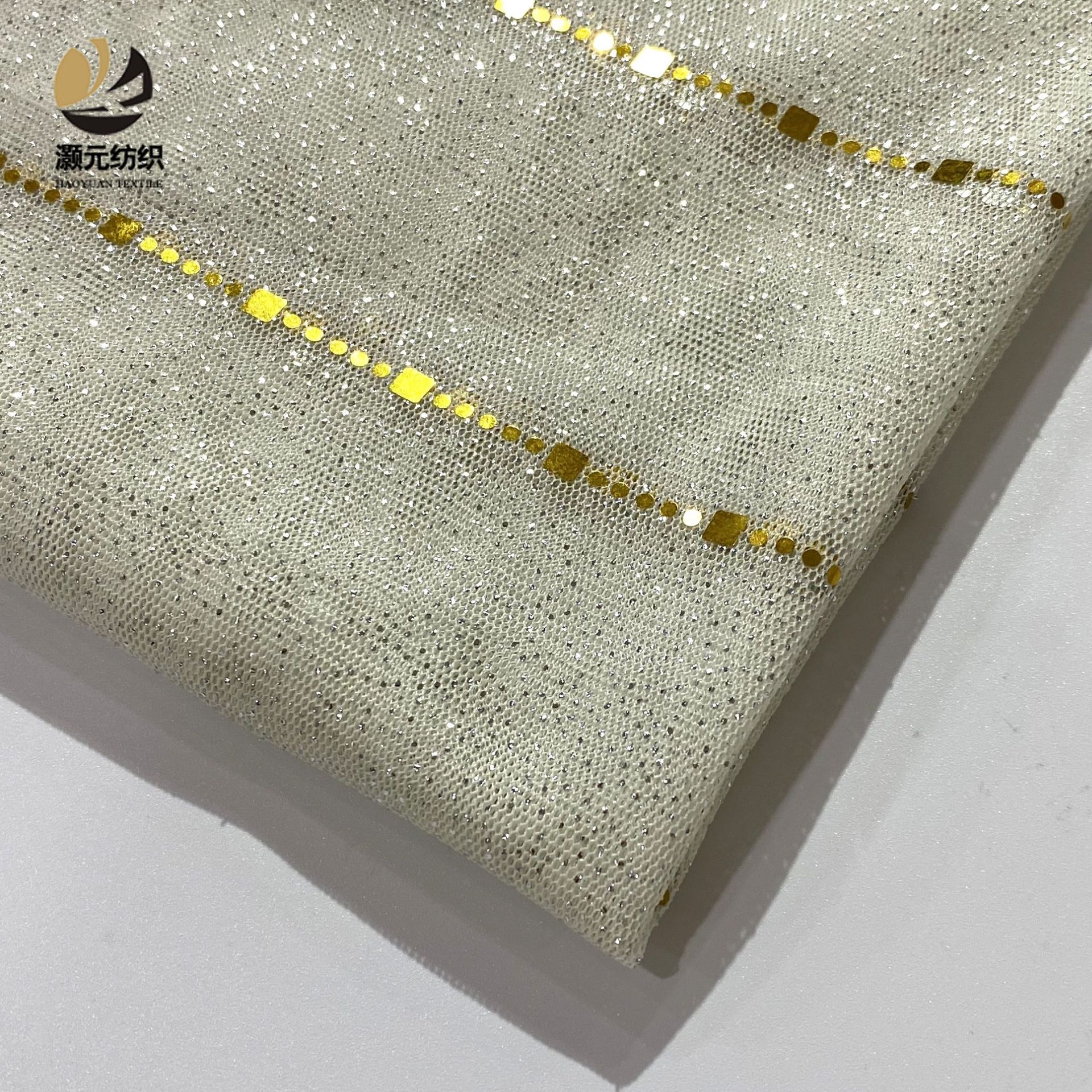 Fabricante de suministro de puntos de estampado de punto cuadrado punzonado tela de malla vestido de moda tela de falda de baile