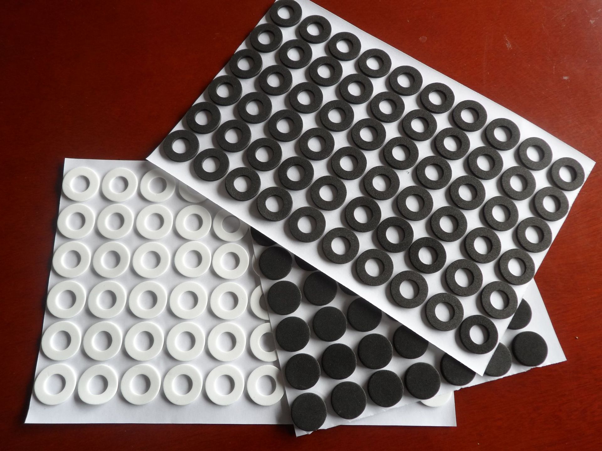 电器塑料壳防滑减震泡棉加工 单面带背胶EVA泡棉 价优质保粘性好