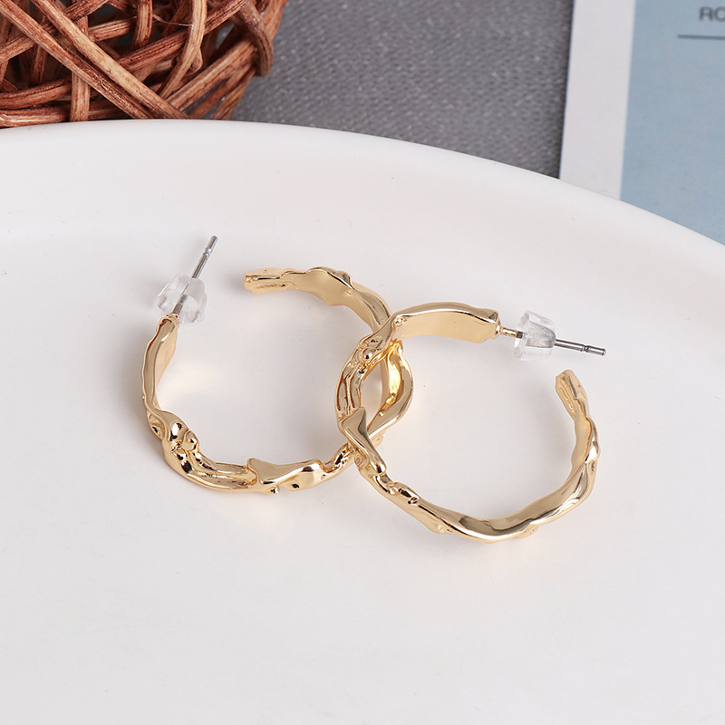 Fashion C Shape Plating Alloy Earrings Ear Studs display picture 2