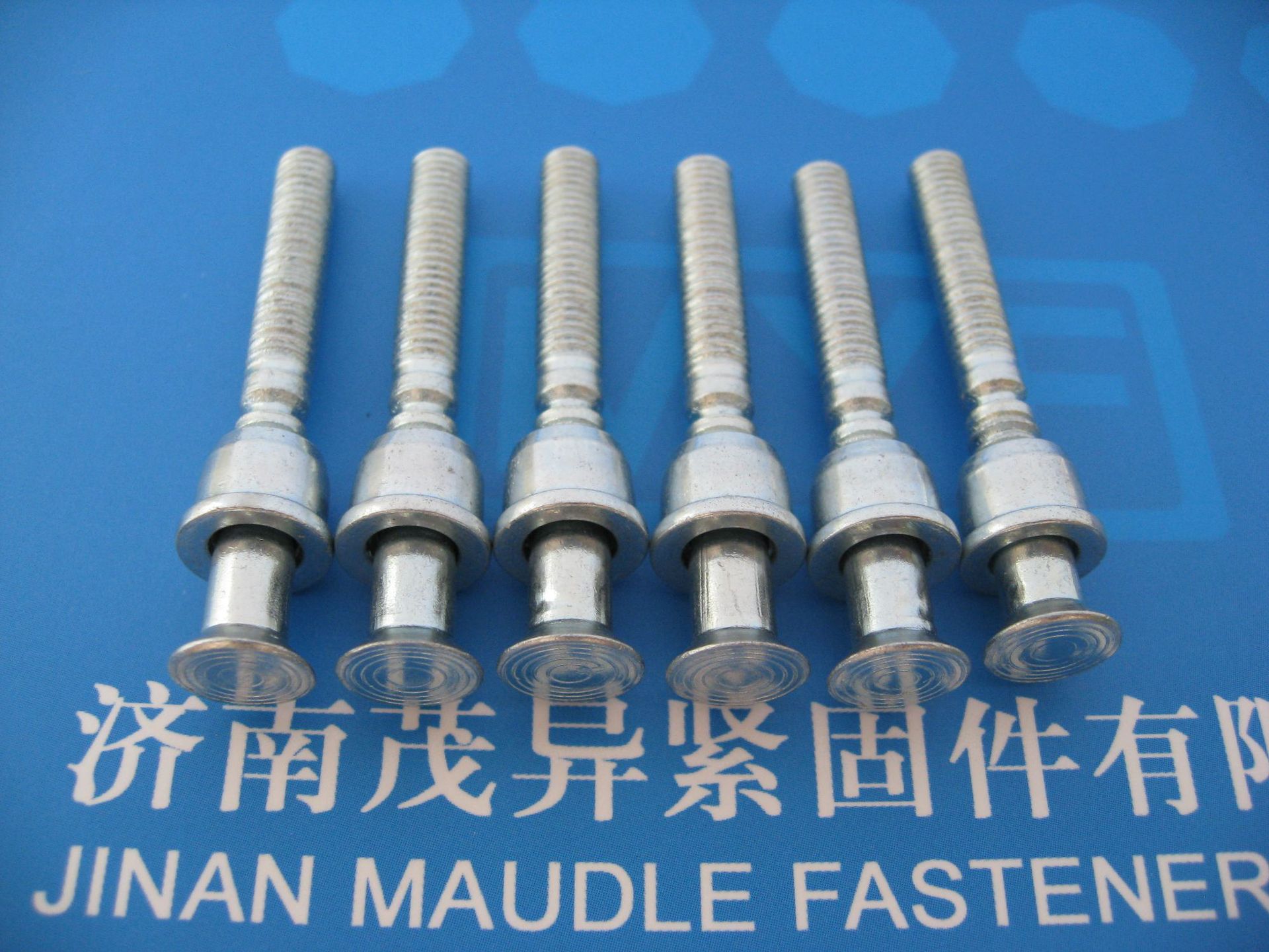 沉头抗拉型环槽铆钉GJB381.5.5X10 (1)