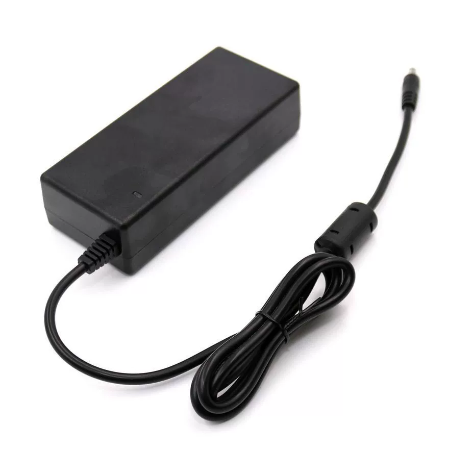 Spot 19V5.26A 5A Электродвигатель Фототовары 3C UL PSE KC CE сертификация адаптер питания