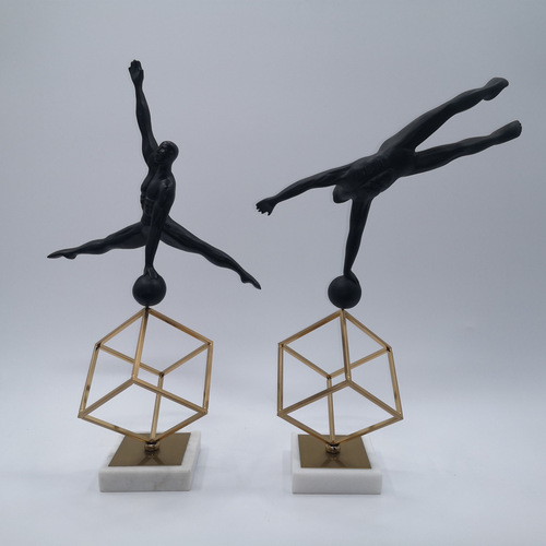 European-style sports figurine console TV stand decoration creative sample room soft furnishing bar counter desk figurine