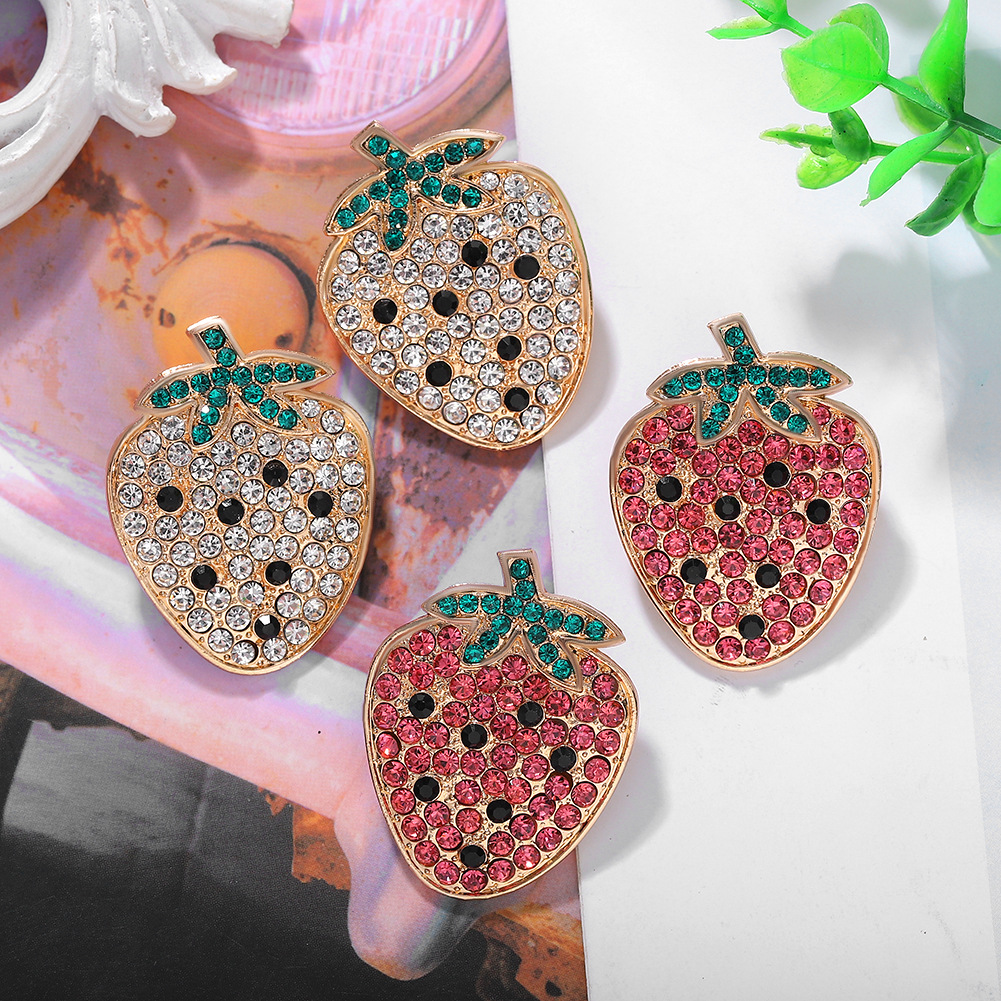 2020 Croix-frontière Vente Chaude Doux Mignon Fraise Boucles D'oreilles Femme Coréenne Internet Influenceur Fashionmonger Partie Diamant Fruits Oreille Anneaux display picture 4