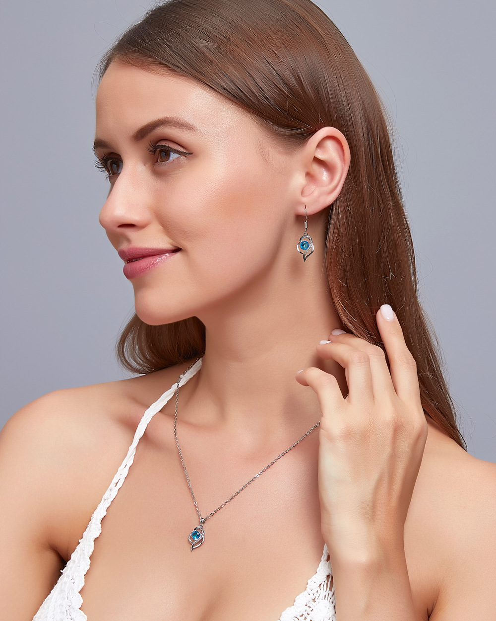 Simple Blue Diamond Clavicle Chain Love Necklace Earrings Set display picture 2