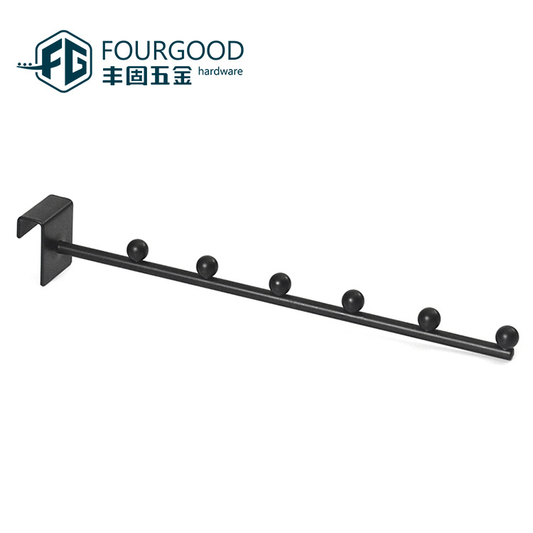 Suministrado directamente desde la fábrica Foshan Duogu para exportación a Argelia, gancho de tubo cuadrado negro de 16*32 con alambre de 8 mm, tipo montaje en pared.
