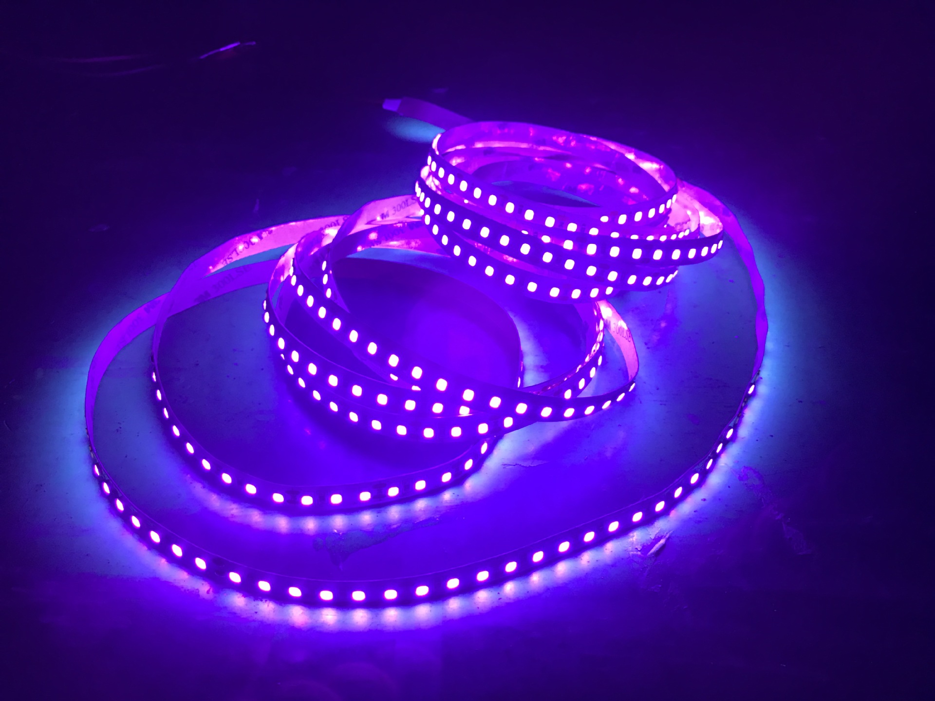 T8一体化紫外线灯管LED固化灯黑光灯0.6米10W紫光灯鬼屋效果灯-阿里巴巴