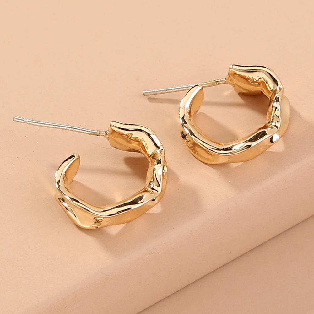 European And American  New Arrival Hot Sale Glossy Shaped C- Shaped Auricular Needle Small Fashion Metal Fashion Geometric Earrings display picture 2