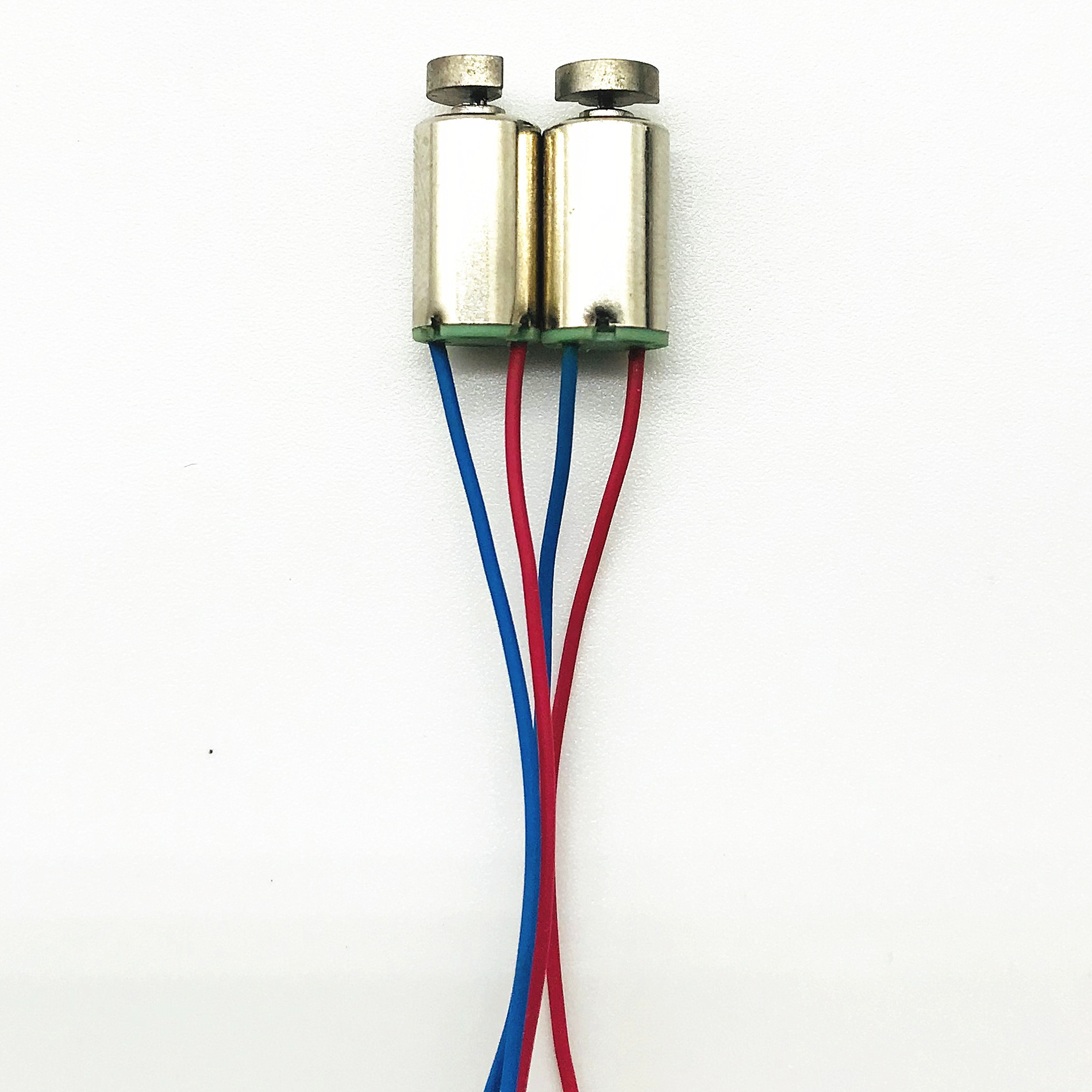 Engine, heat-resistant massager