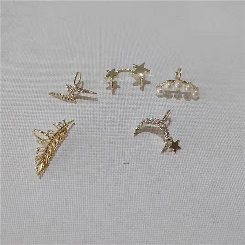 Korean Fashion Exquisite Pierced Ear Bone Clip Pearl Earrings Pentagram Star Moon Leaf Ear Clip display picture 3